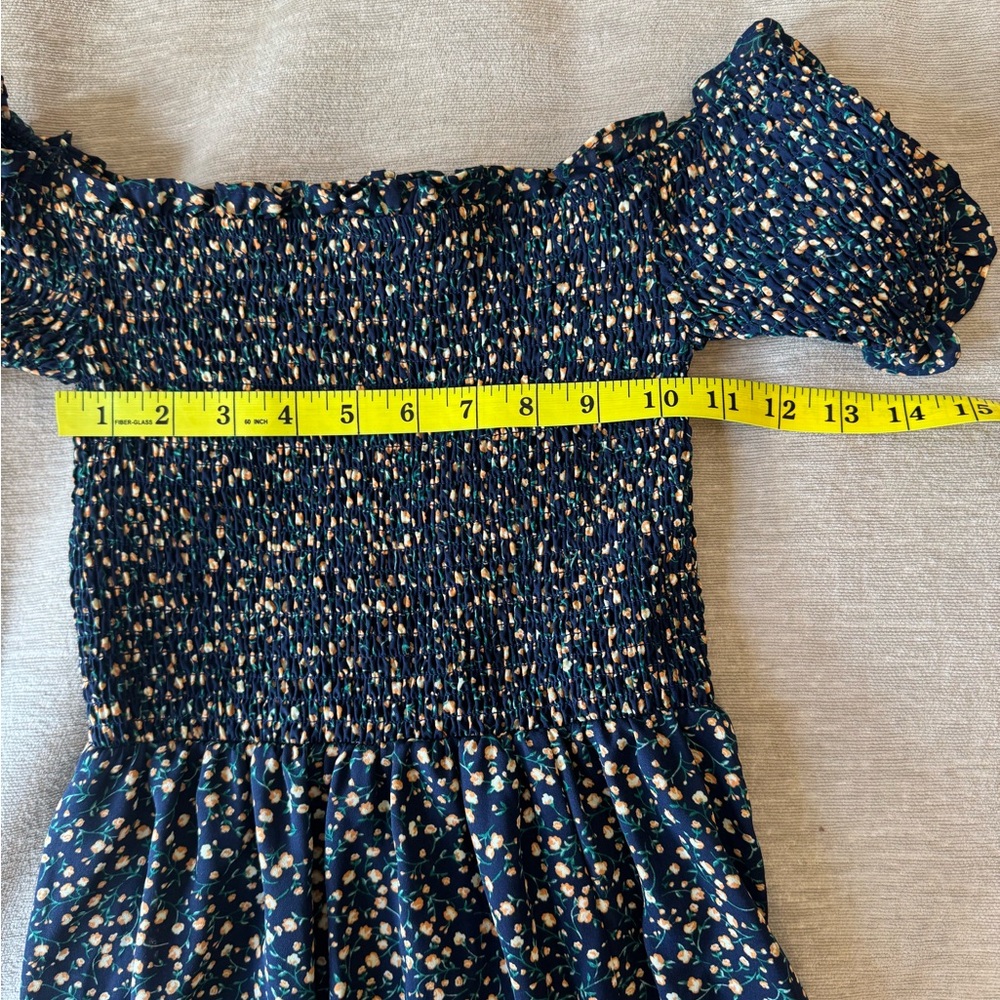 mi Ami Women’s S Navy Floral Off-Shoulder Smocked Maxi Dress - Picture 7 of 8